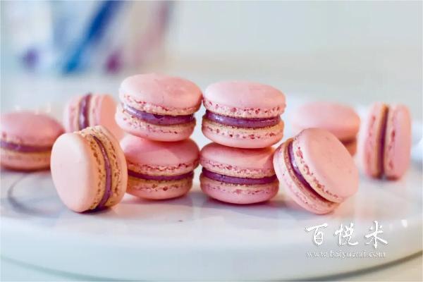 馬卡龍是什么？請問大家馬卡龍是西點中的一種嗎？